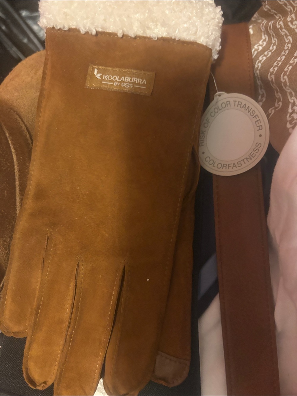 Koolaburra Men's Tan Suede Gloves with Shearling Cuff